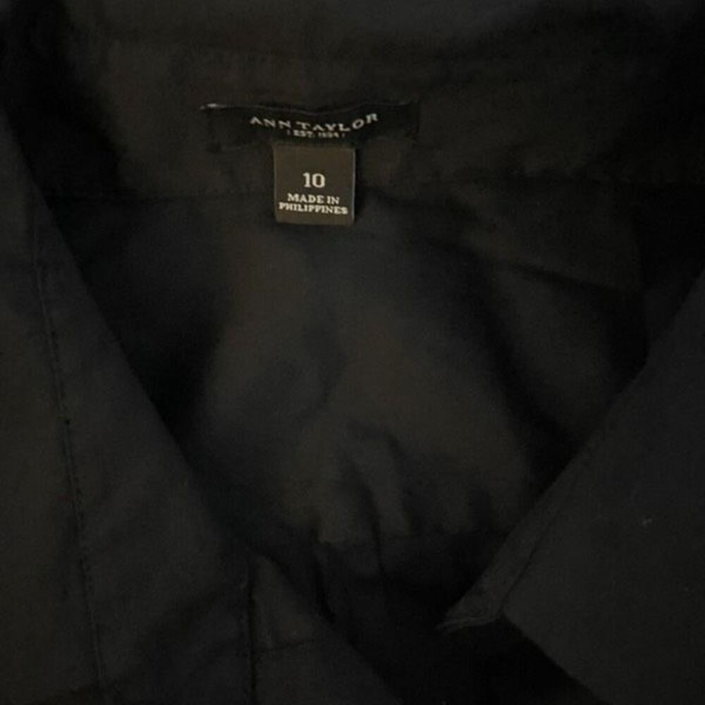ANN TAYLOR BUTTON COLLARED SHIRT - Picture 6 of 6